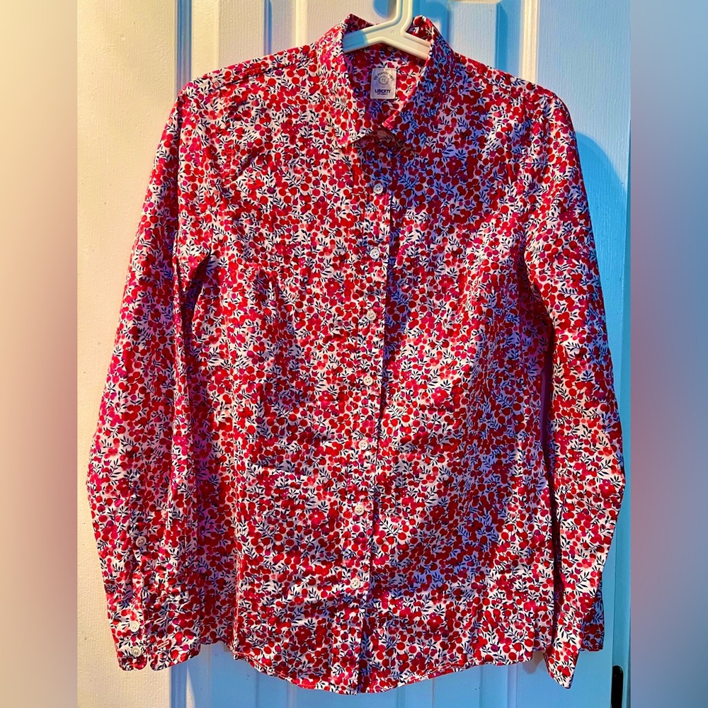 J Crew The Perfect Shirt Liberty Wiltshire Floral LS Shirt S. Fits like a 4.